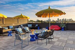 916 Main 12 Unit Buyout - 30bdrs Prvt Two Floors