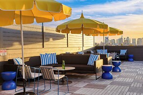 916 Main 12 Unit Buyout - 30bdrs Prvt Two Floors