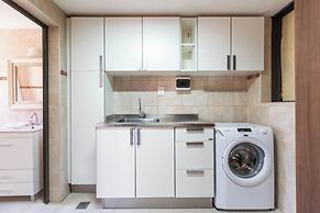 FLIPHAUS Wine Country Mansion 27pax