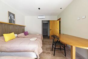 FLIPHAUS Wine Country Mansion 27pax