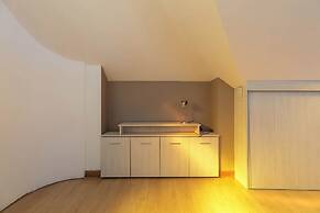 FLIPHAUS Wine Country Mansion 27pax