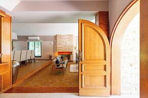 FLIPHAUS Wine Country Mansion 27pax