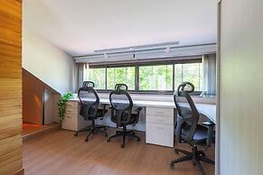 FLIPHAUS Wine Country Mansion 27pax