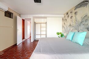 FLIPHAUS Wine Country Erlich 22 pax