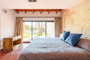 FLIPHAUS Wine Country Erlich 22 pax