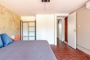 FLIPHAUS Wine Country Erlich 22 pax