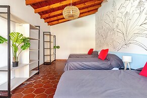 FLIPHAUS Wine Country Erlich 22 pax