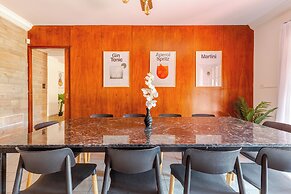 FLIPHAUS Wine Country Erlich 22 pax