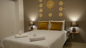 Park View Hostel & Suites