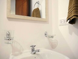 Park View Hostel & Suites