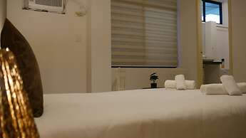 Park View Hostel & Suites