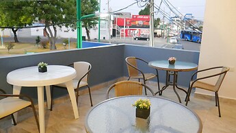 Park View Hostel & Suites
