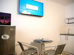 Park View Hostel & Suites