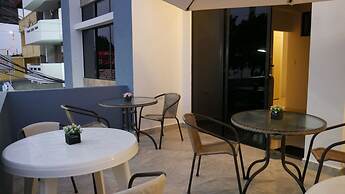 Park View Hostel & Suites