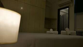 Park View Hostel & Suites