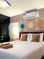 Park View Hostel & Suites