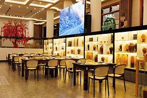 Doi Ngoai Bien Phong SPA Hotel