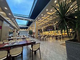 Doi Ngoai Bien Phong SPA Hotel