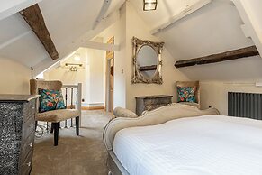 Eilmers Cottage Lovely 4BD in Malmesbury
