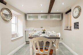 Eilmers Cottage Lovely 4BD in Malmesbury