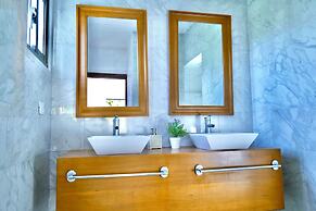 Villa Pravda Guerra 4BR 6BDS 12PAX