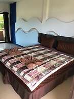 Petpumok Wangnamkhiao Hotel