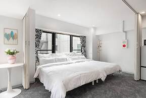 Toranomon Guesthouse 5F