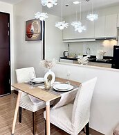 Room-cozy, Modern and Homey, The Bliss S