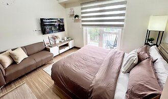 Room-cozy, Modern and Homey, The Bliss S