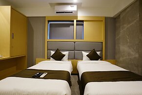 Shyanu Lords Eco Inn Airoli-Near Mindspace