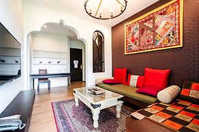 The Grand Morocc Hotel