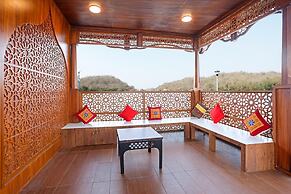 Ekta Houseboat Statue Of Unity Kevadia