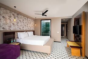 Goa Crescent Resort - A Hilltop Seaview Escape