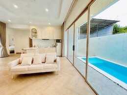 Level TWO pool villa Sriracha