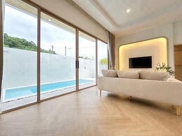 Level TWO pool villa Sriracha