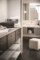 w Spacious 3BR w View in El Nogal