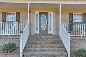 Private Deck & Game Room: Portland Group Getaway