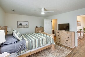 Private Deck & Game Room: Portland Group Getaway