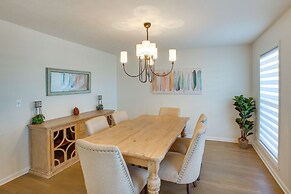 Private Deck & Game Room: Portland Group Getaway