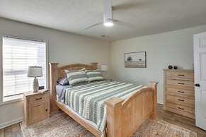 Private Deck & Game Room: Portland Group Getaway