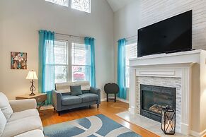 3 Mi to Dtwn Memphis: Charming Family Home!