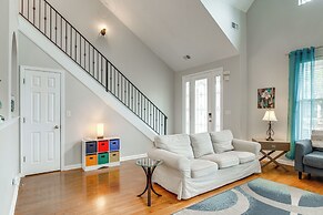 3 Mi to Dtwn Memphis: Charming Family Home!