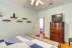 3 Mi to Dtwn Memphis: Charming Family Home!