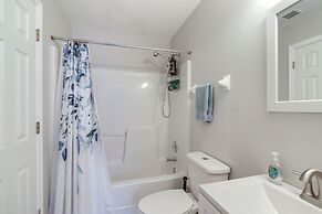 3 Mi to Dtwn Memphis: Charming Family Home!