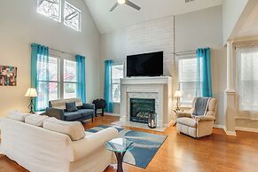 3 Mi to Dtwn Memphis: Charming Family Home!