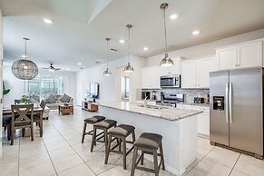 Resort Getaway w/ Game Room: 11 Mi to Disney!