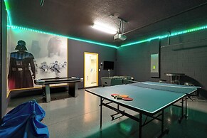 Resort Getaway w/ Game Room: 11 Mi to Disney!