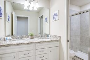 Resort Getaway w/ Game Room: 11 Mi to Disney!