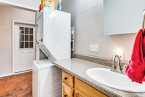 Waterfront Retreat w/ Fishing Dock in Pensacola