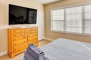 Beach Shuttle & Pool: North Myrtle Beach Condo!